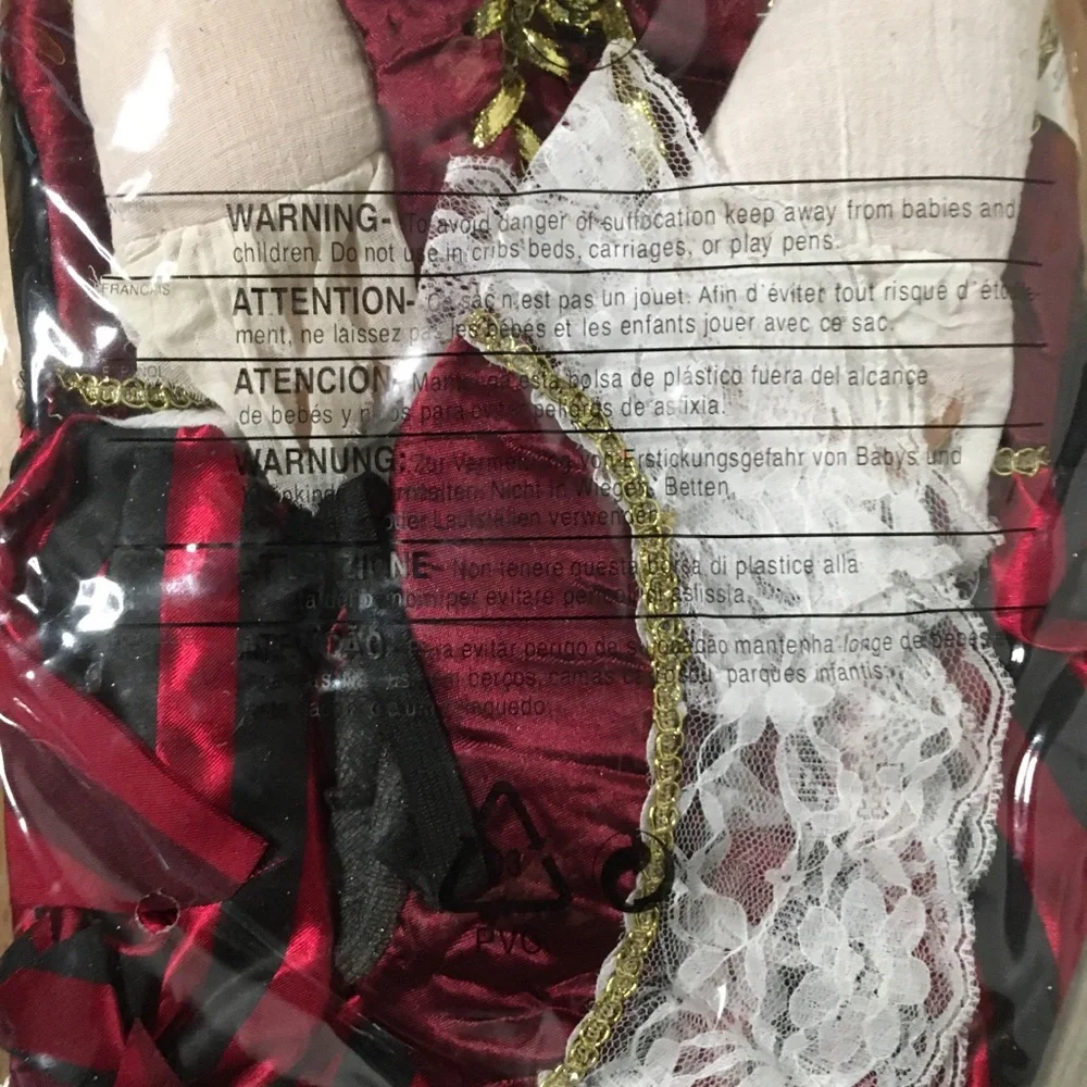 New Doggie🐶 2Pc Pirate Queen Halloween Costume Size Large Fits 18-20”